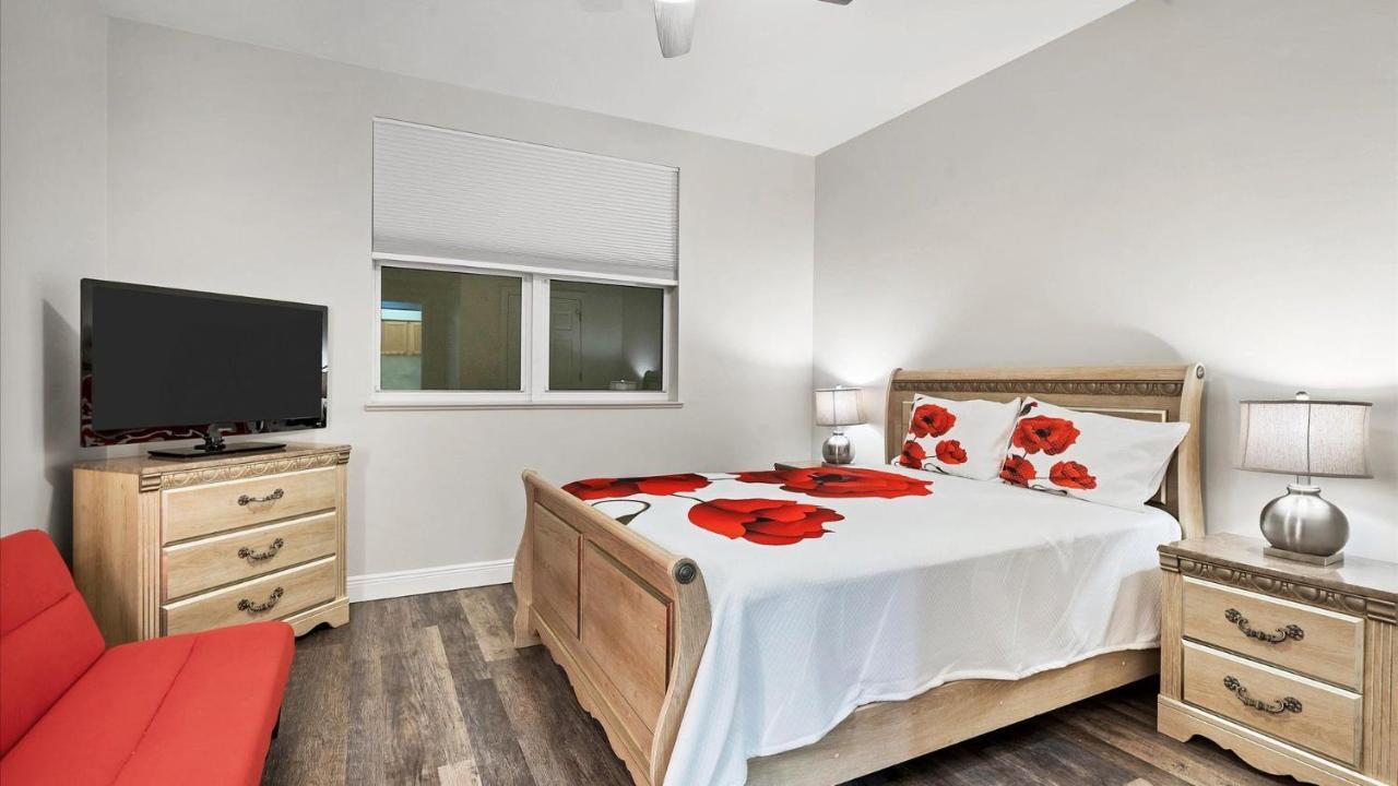 3321 Sunset Key Unit 102 Villa Burnt Store Marina Екстериор снимка